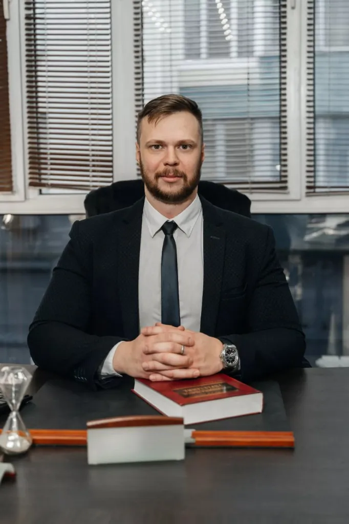 Попов Игорь Алексеевич — специалист по военному праву Юридического Содружества
